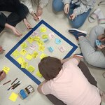 W czasie ferii młodzież uczestniczyła w warsztatach Młodzież przeciwko mowie nienawiści, które odbyły się dzięki współpracy z Fundacją Brakujące elementy