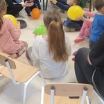 Zabawa z balonikami.jpg
