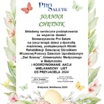Podziękowanie od stowarzyszenia Prosalute za współpracę wspieranie działań na rzecz stowarzyszenia i koordynowanie akcji wielkanocny list od przyjaciela 2024 dla pani Joanny Chętnik nauczycielki ZS15 przy UDSK
