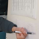 Uczeń pisze konkurs Dedal