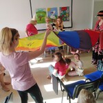 Zabawa z chustą animacyjną