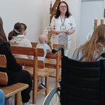 Dekoracja kaplicy na nabożeństwo majowe