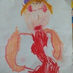 Portret mamy w czerwonej sukni balowej
