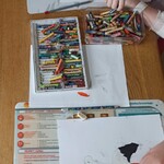 Dzieci malują bociany