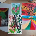 Słoneczna galeria – Urtica Dzieciom – prace Miłosza: k”Kolorowe pola”, ”Drzewo: Stwory, tulipany