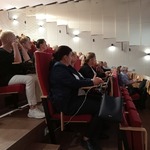 konferencja ZS15 przy UDSK w Białymstoku Wsparcie zdrowia psychicznego dzieci i młodzieży. Rola szkoły szpitalnej w procesie edukacji i terapii.