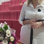 Pani Joanna Misiuk podczas apelu w Zespole Szkól nr 15 w Białymstoku