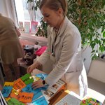 Nauczycielka jezyka angielskiego Dzien Nauki