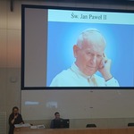 Przedstawienie sylwetki świętego Jana Pawła II