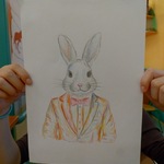 Artystyczny królik w garniturze
