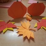 Wystawa origami - dynie i liście