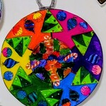 Bożonarodzeniowa mandala wykonana pastelami olejnymi