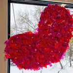 CZERWONO -RÓŻOWE SERDUSZKO Z KOKARDEK