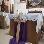 zdjęcie na czołówkę wielkopostna dekoracja kaplicy