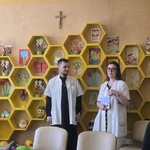 Pani Profesor wita gości