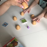 gramy w grę „Pszczółki”