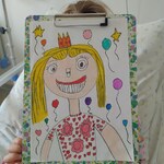 Portret mamy z koroną