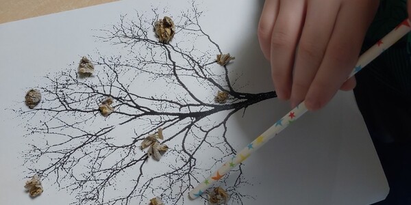 zabawa oddechowa, z słomkami