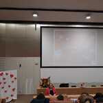sala z dekoracją walentynkowa