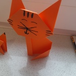 Pomarańczowy kot origami
