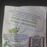 kartka z informacją dołączona do każdego włóczkowego robaczka na smutki