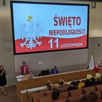 Apel zakończyła Pani Dyrektor Elżbieta Sokólska.