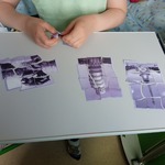 Uczeń układa puzzle z zabytkami architektury