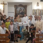 Uczestnicy nabożeństwa majowego w kaplicy UDSK