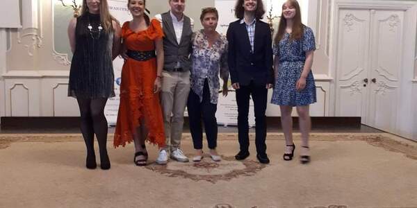 wszyscy członkowie jury