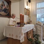 Nauczycielka j. polskiego Joanna Tołoczko podczas liturgii słowa